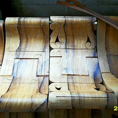 Fandja sculpteur saramaca.